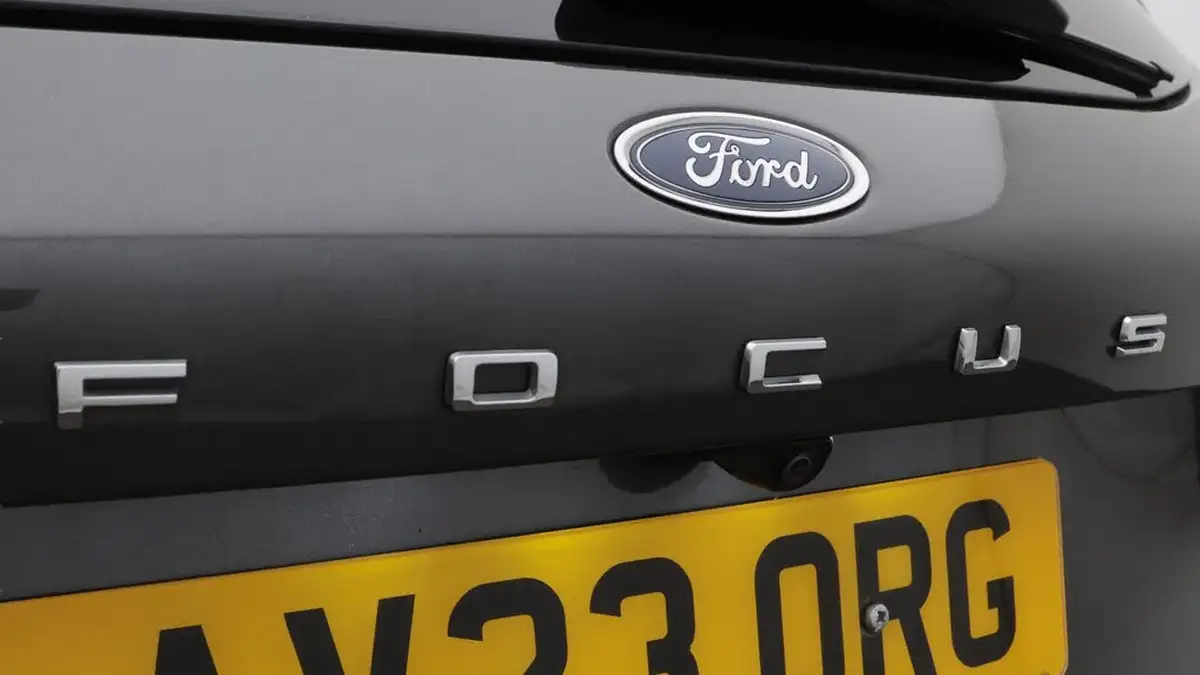 2023-ford-focus-10t-st-line-x-125ps-hybrid-mhev-hatchback-powershift-big-20
