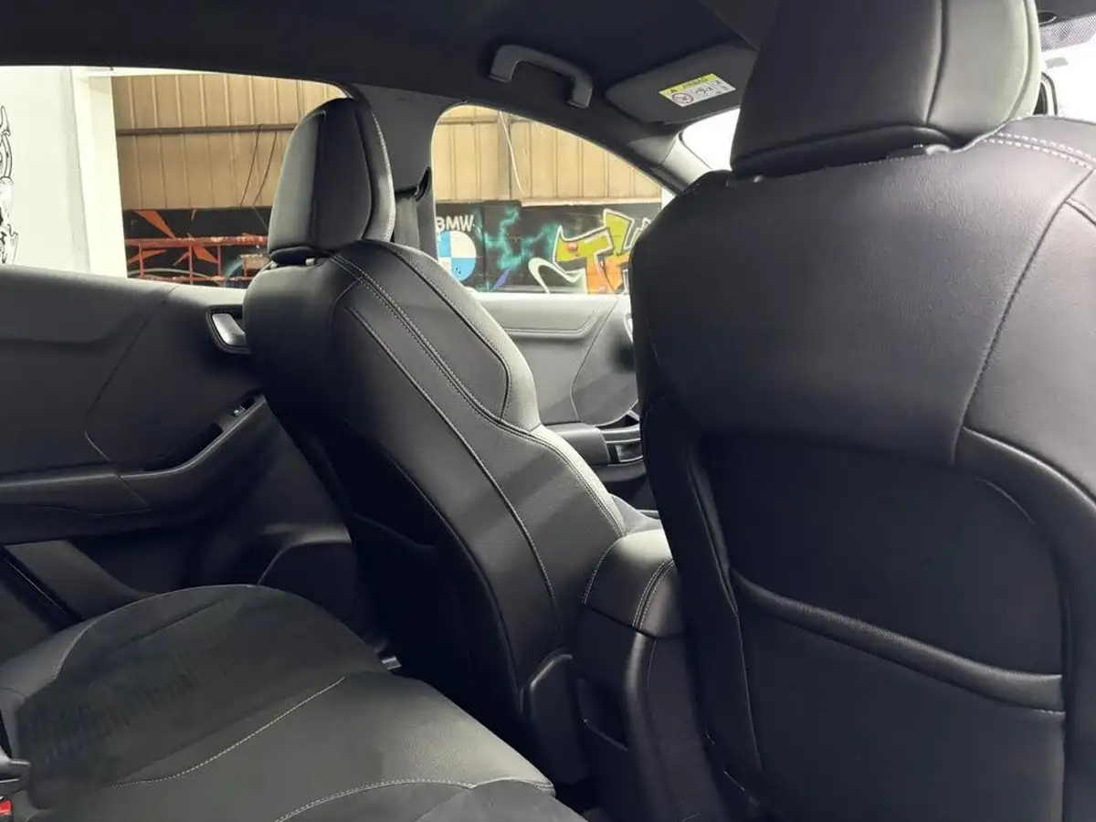 2021-ford-puma-suv-15-st-big-23