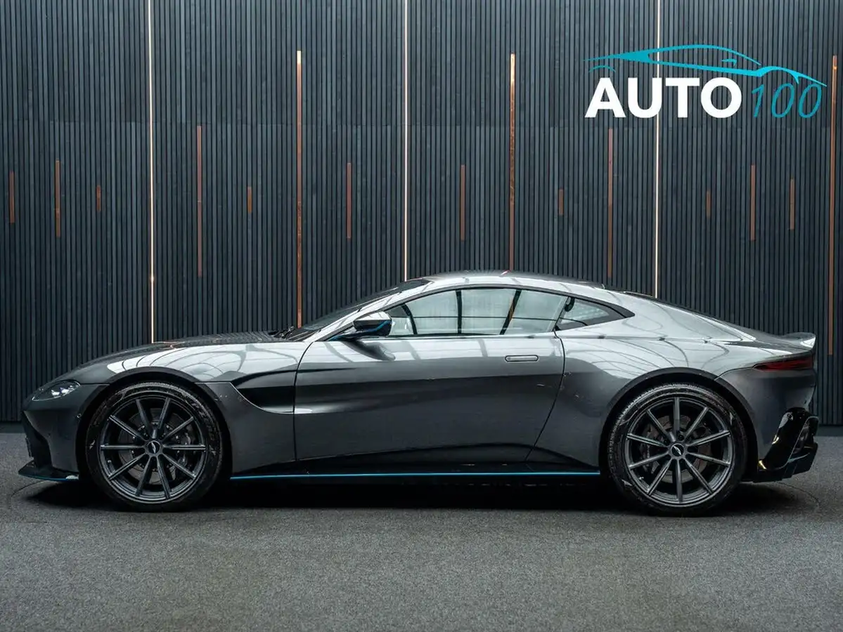 2018-aston-martin-vantage-40-v8-vantage-big-12