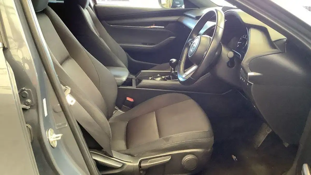 2019-mazda-mazda3-20-se-l-lux-122ps-hatchback-5d-big-8
