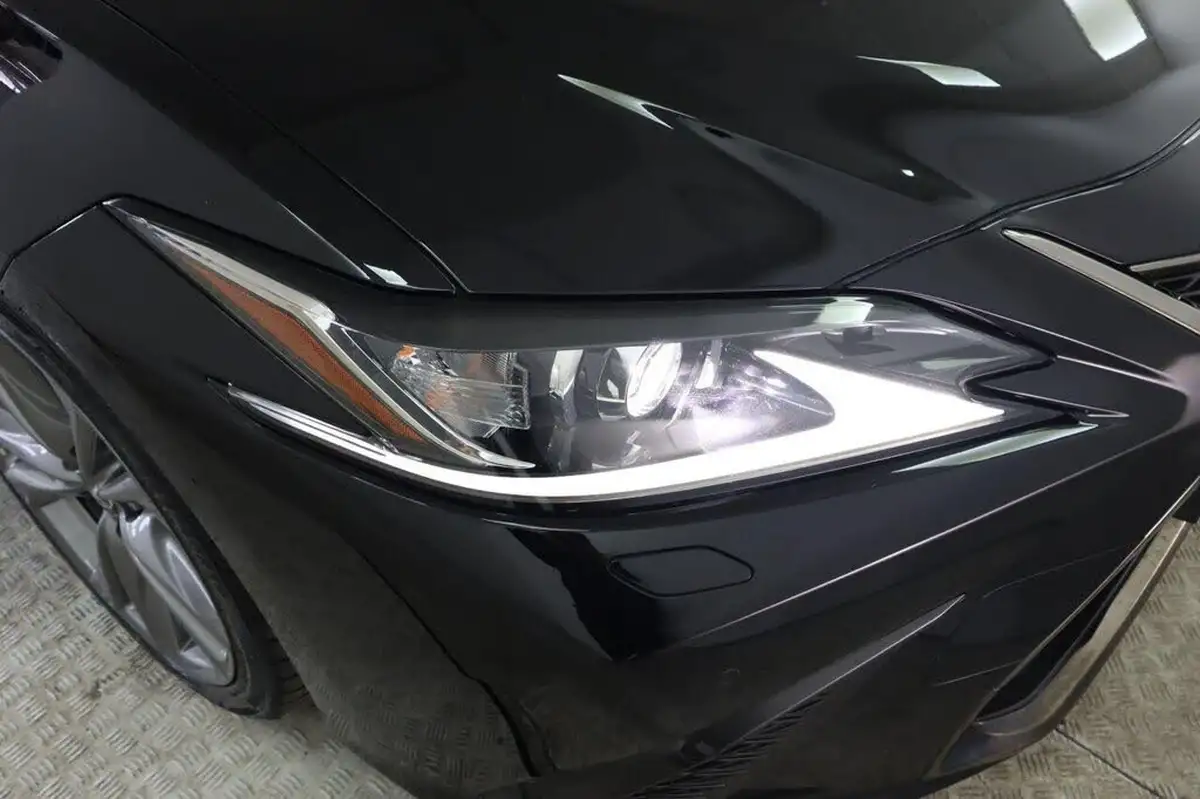 2019-lexus-es-300h-25-f-sport-big-58