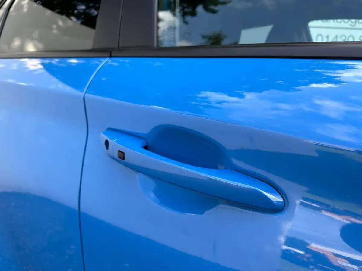 2021-hyundai-kona-e-ultimate-big-11