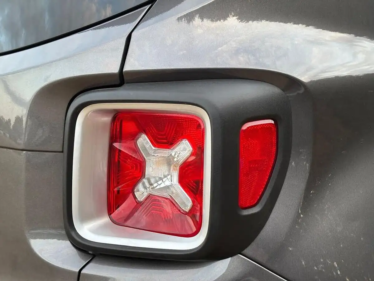 2015-jeep-renegade-14-multiair-ii-limited-138bhp-1368cc-ddct-big-49
