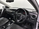 2014-toyota-auris-16-excel-hatchback-small-9