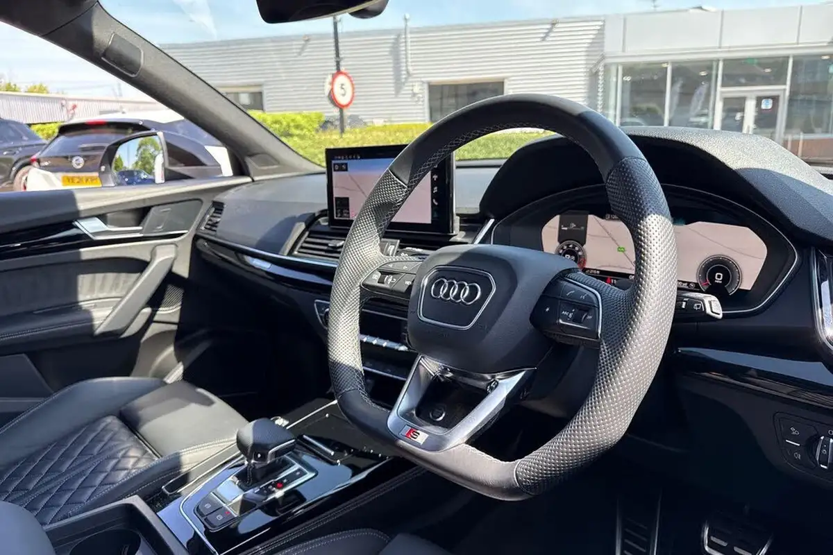 2022-audi-q5-20-45-tfsi-edition-1-sportback-big-26
