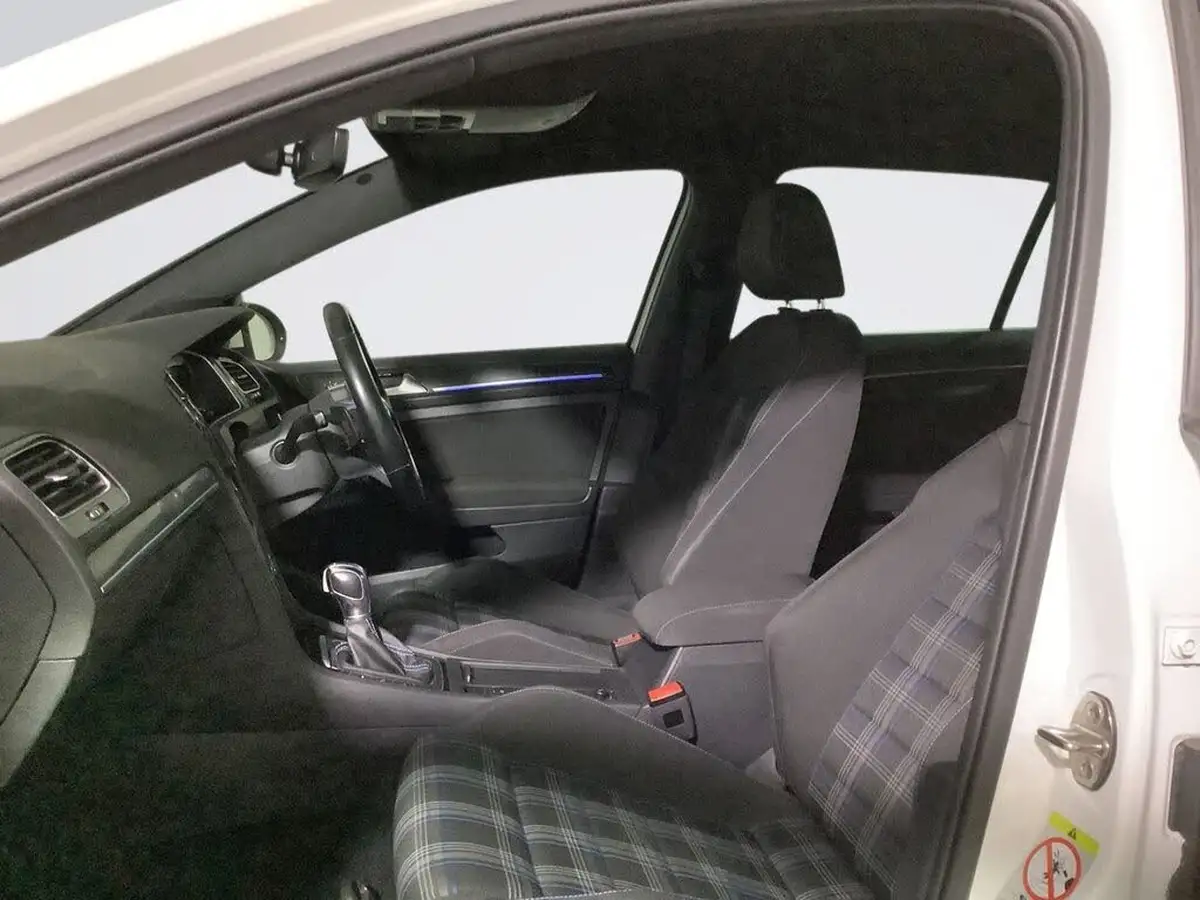 2018-volkswagen-golf-14-tsi-gte-advance-big-11
