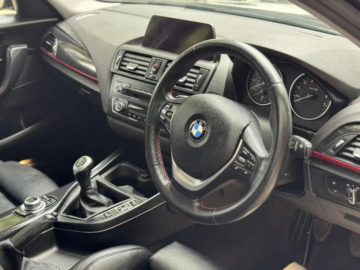 2015-bmw-1-series-16-116i-sport-5d-big-1