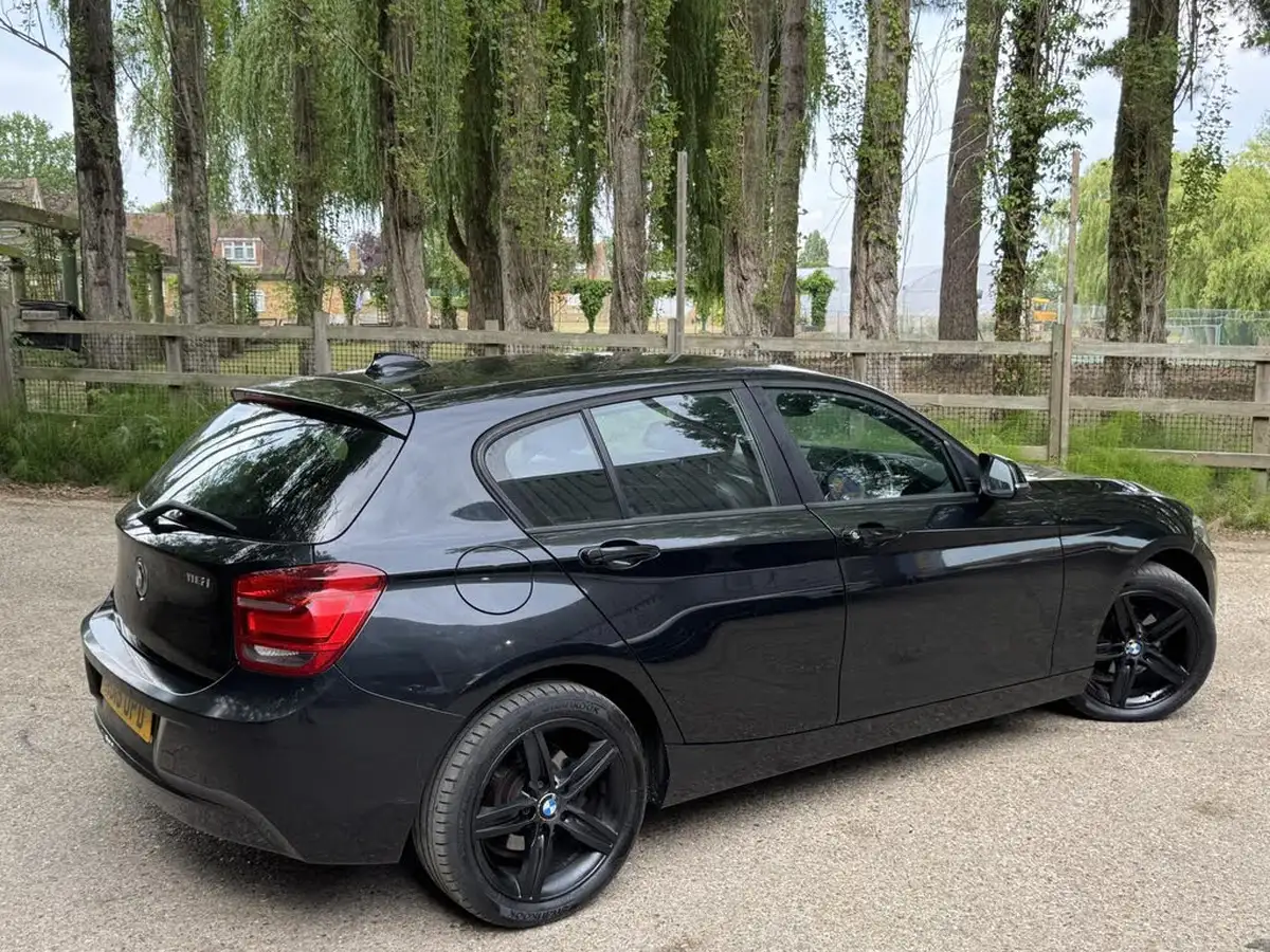 2015-bmw-1-series-16-116i-sport-5d-big-25