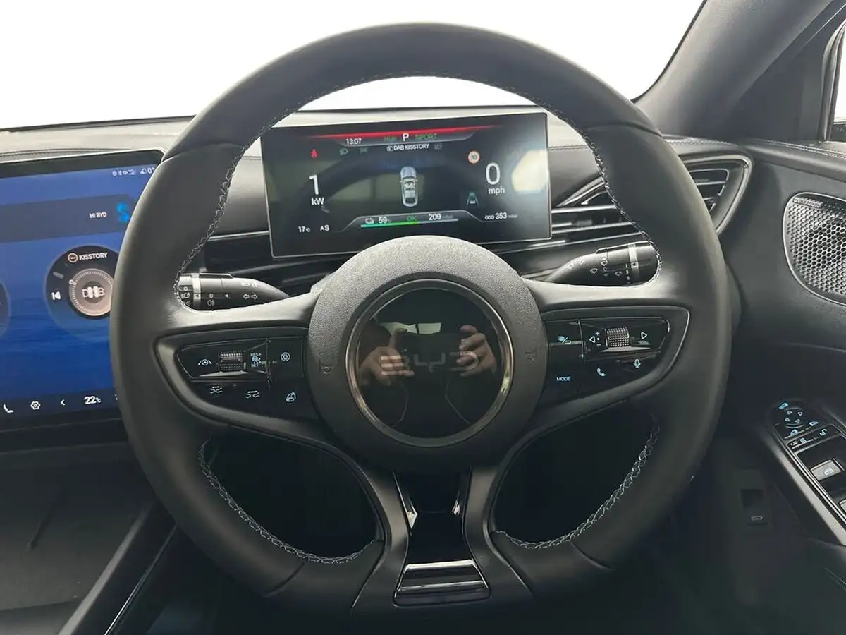 2025-byd-seal-e-design-big-16