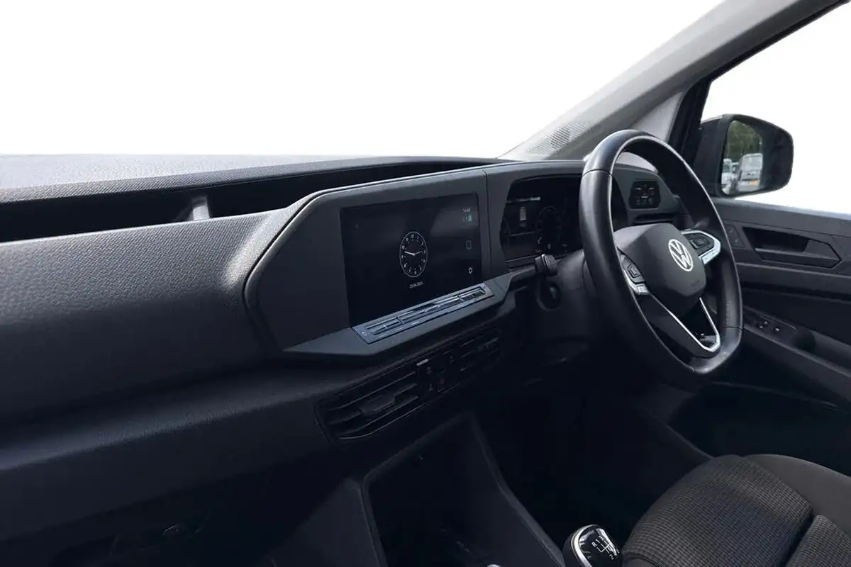 2024-volkswagen-caddy-big-13