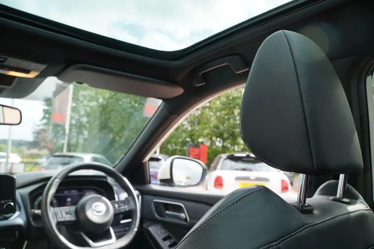 2022-nissan-qashqai-13-dig-t-tekna-140ps-mild-hybrid-big-75