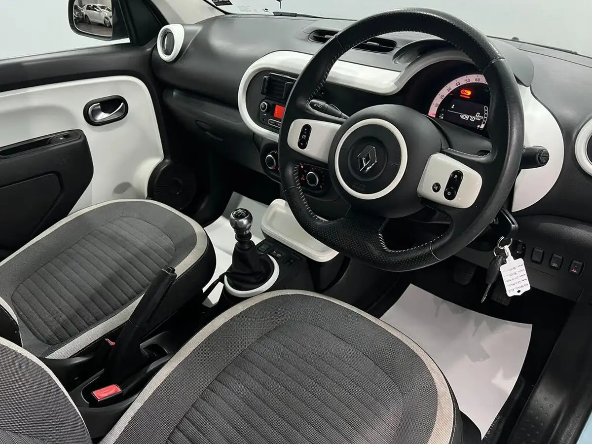 2015-renault-twingo-09-tce-dynamique-energy-ss-big-24