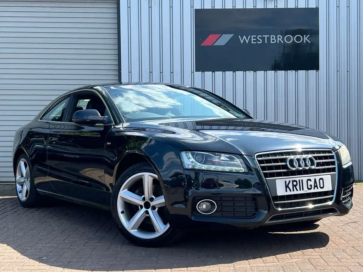 2011-audi-a5-20-tdi-s-line-big-0