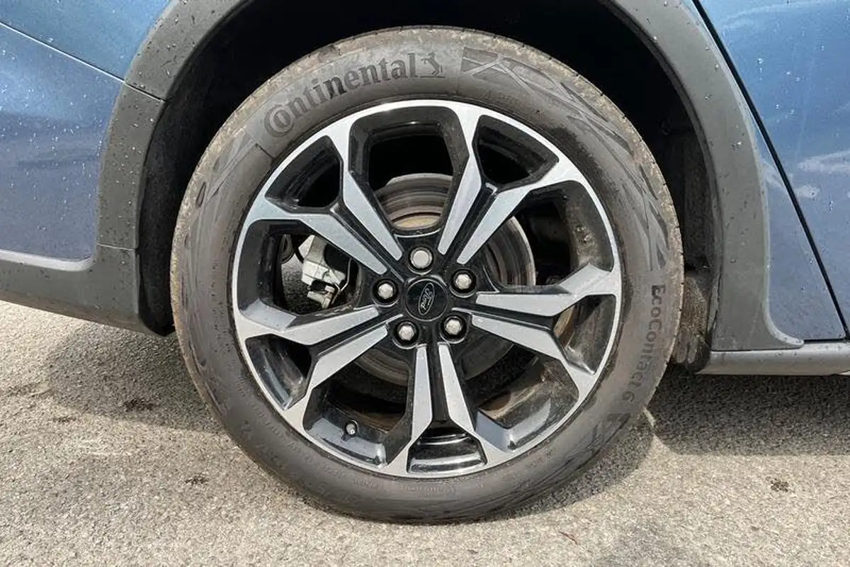 2023-ford-focus-10t-active-x-125ps-hybrid-mhev-estate-powershift-big-7
