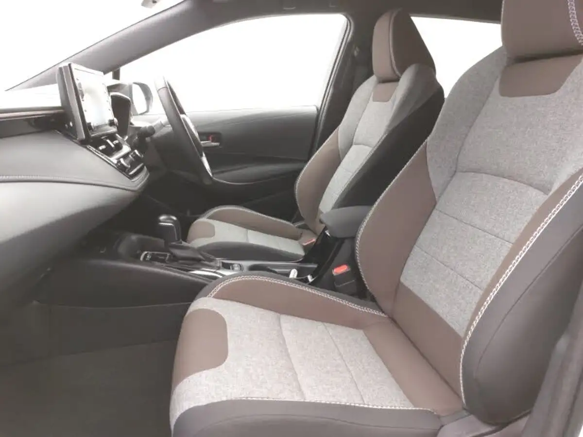 2021-toyota-corolla-18-vvt-i-trek-big-4
