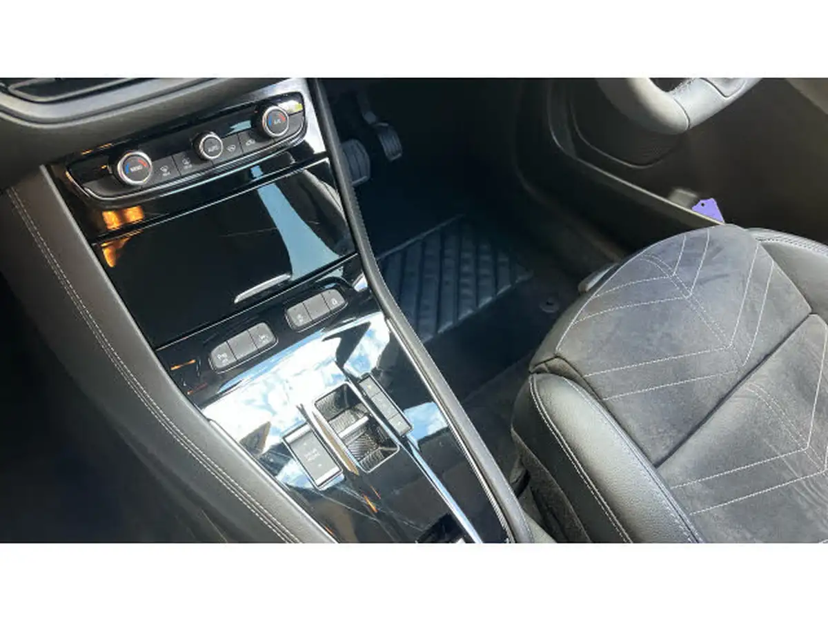 2024-vauxhall-grandland-12-ultimate-130ps-auto-big-12