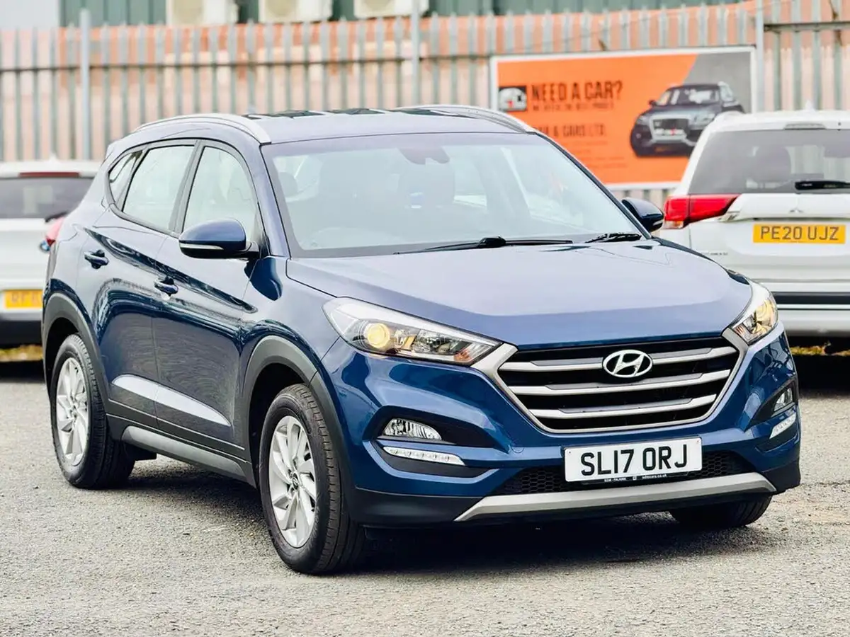 2017-hyundai-tucson-17crdi-blue-drive-se-nav-141ps-dct-big-6