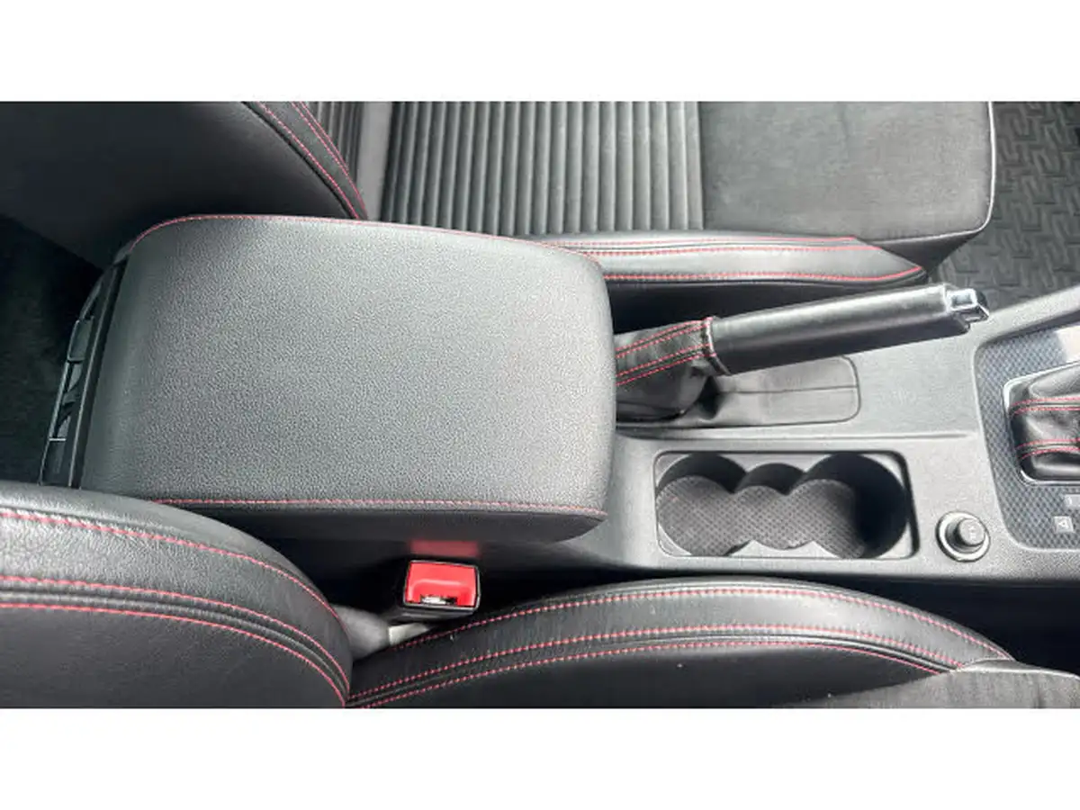 2016-skoda-octavia-20tdi-vrs-hatchback-dsg-big-32