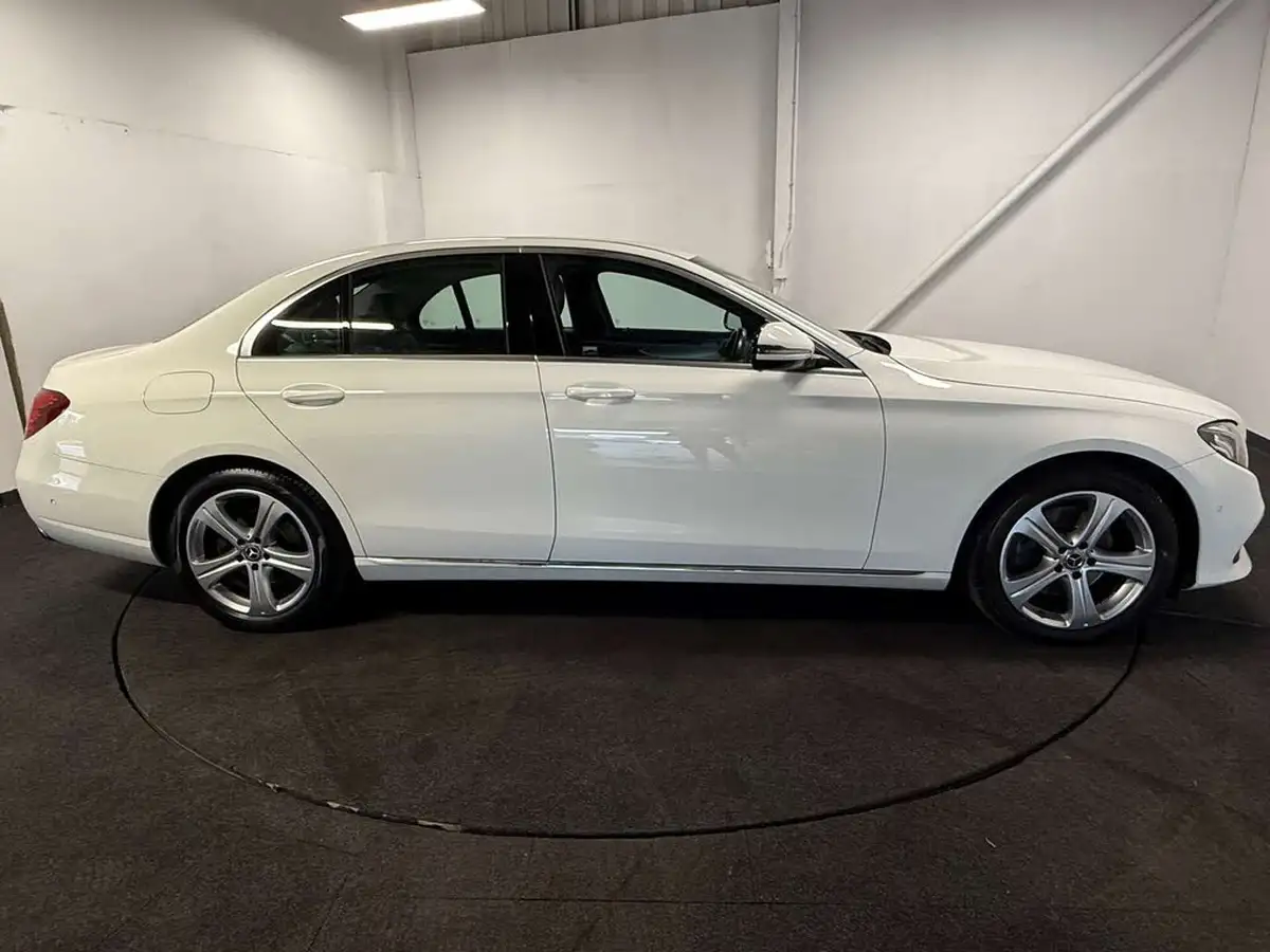 2017-mercedes-benz-e-class-20d-e220d-se-ss-saloon-4d-big-6
