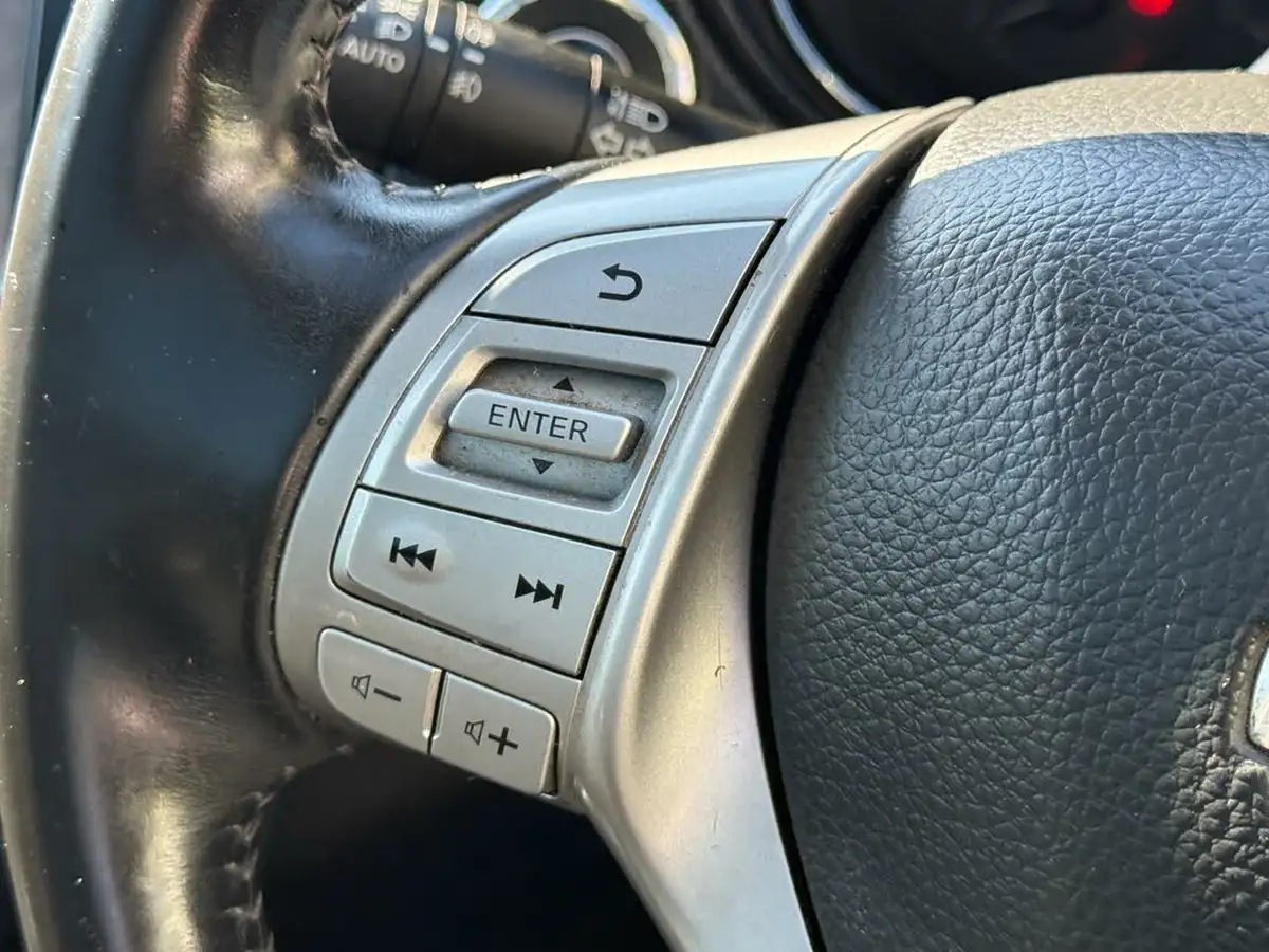 2015-nissan-qashqai-15dci-n-tec-big-39