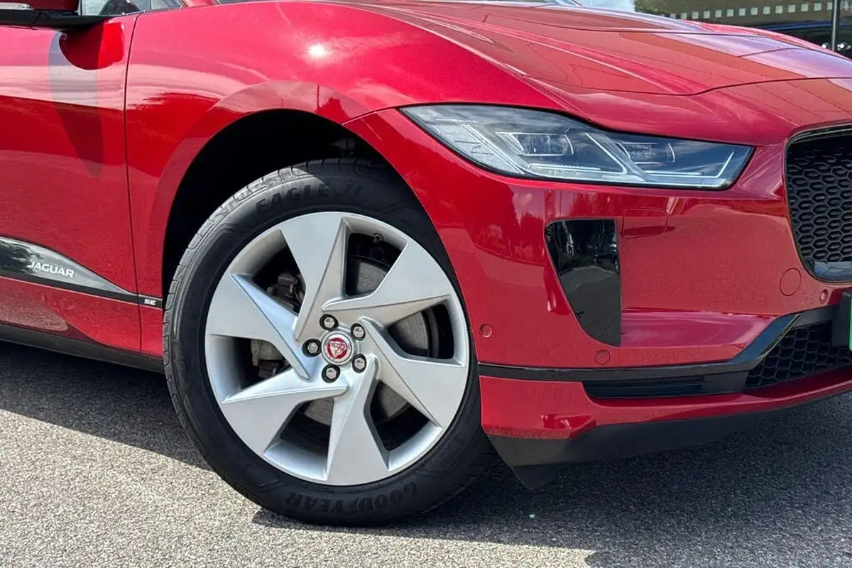 2019-jaguar-i-pace-ev400-se-big-7
