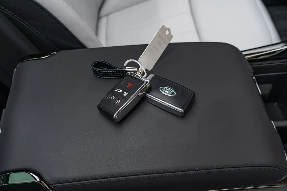 2024-land-rover-range-rover-sport-30-p460e-dynamic-se-big-51