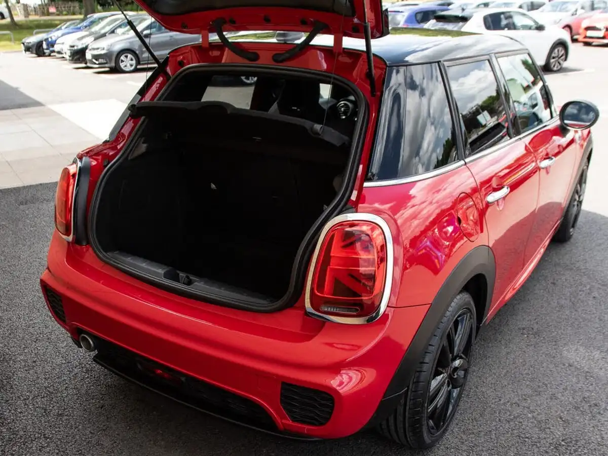 2018-mini-cooper-15-cooper-classic-ss-hatchback-5d-big-39