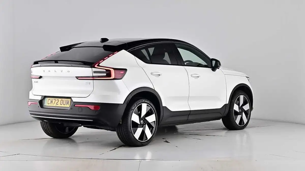 2022-volvo-c40-e-twin-recharge-pro-big-75