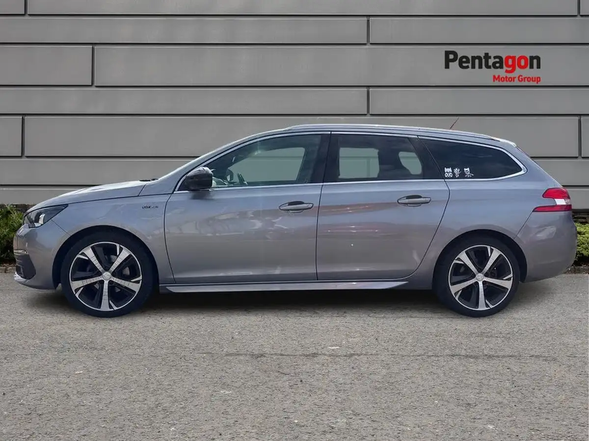 2018-peugeot-308-sw-12-puretech-gt-line-big-13