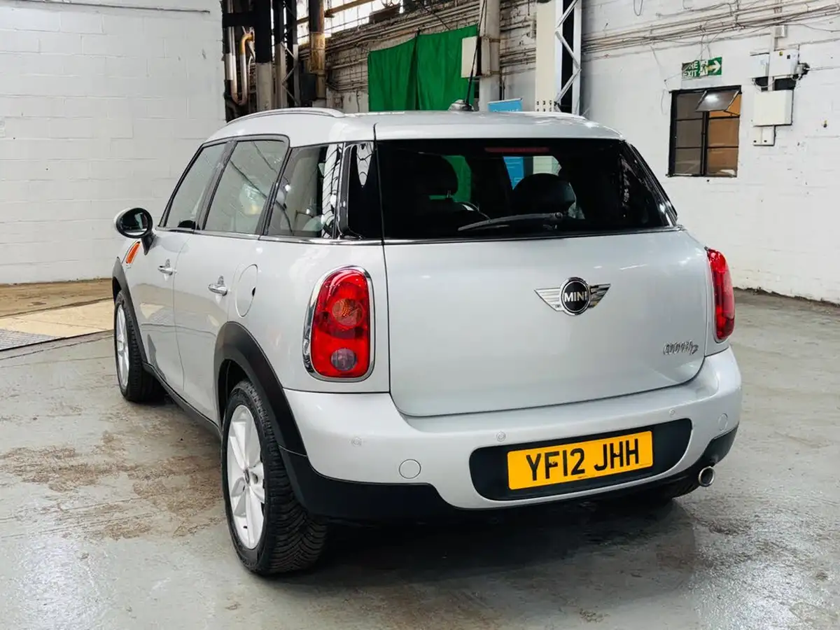 2012-mini-countryman-20td-cooper-d-112bhp-auto-big-5