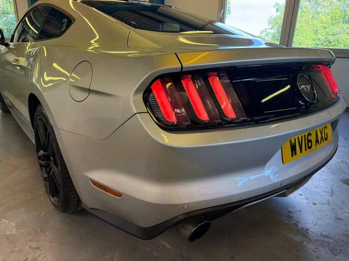 2016-ford-mustang-23-317ps-fastback-auto-big-16