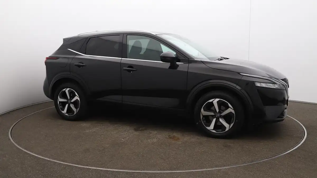 2022-nissan-qashqai-13-dig-t-n-connecta-140ps-big-45