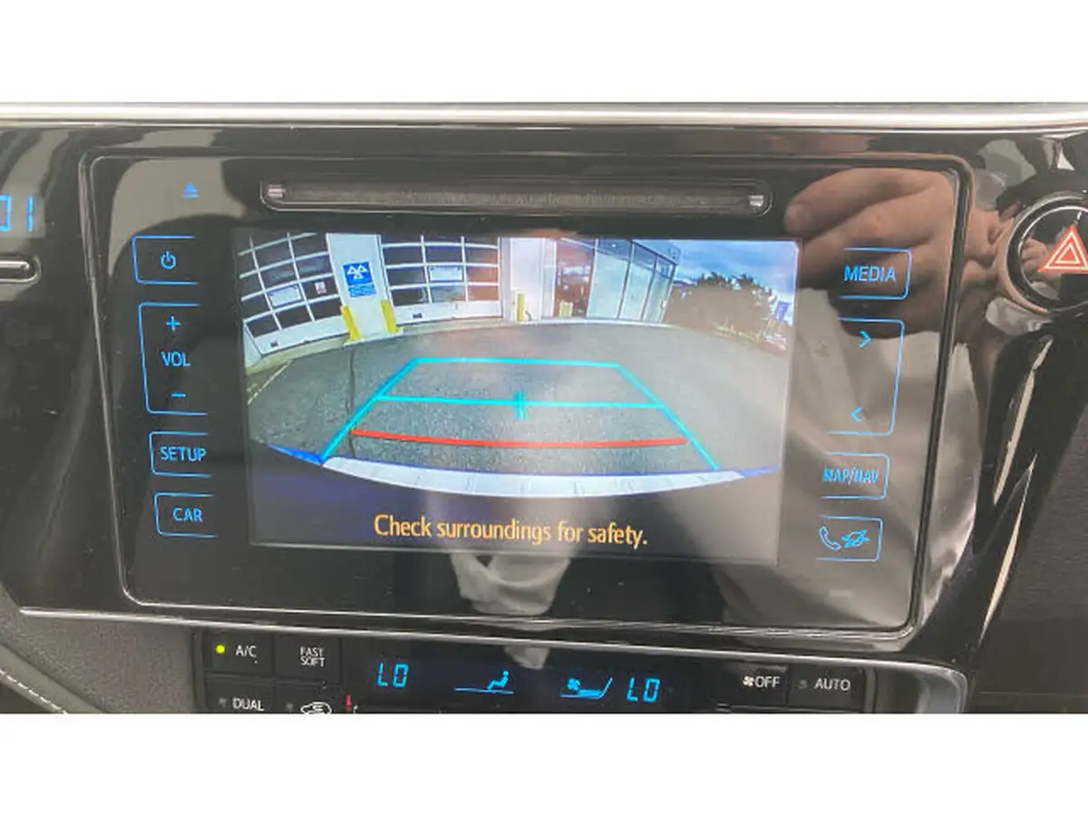 2018-toyota-auris-18-vvt-i-hsd-excel-hatchback-big-27
