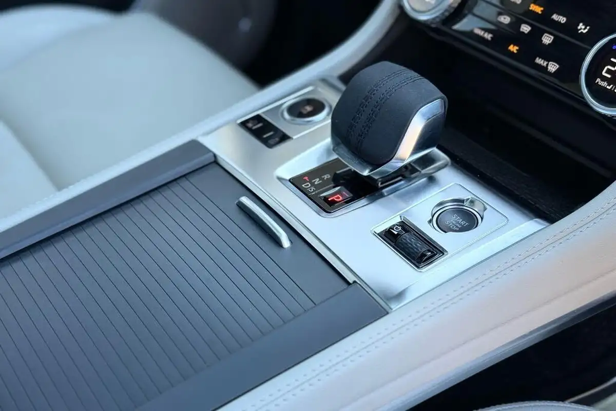 2022-jaguar-f-pace-20-p250-r-dynamic-se-big-28