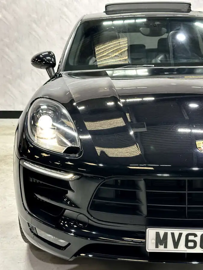 2016-porsche-macan-30-gts-big-12