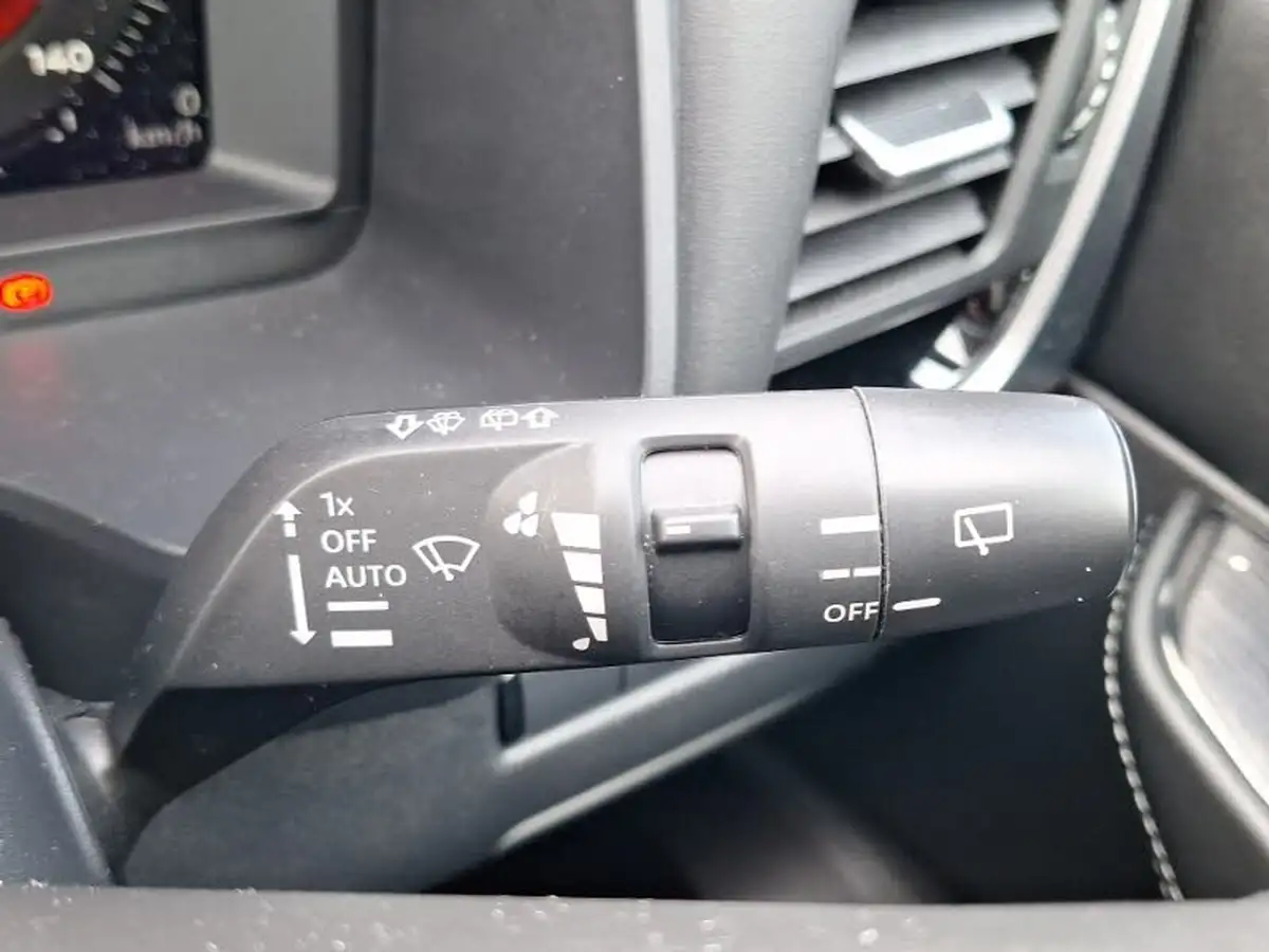 2024-nissan-qashqai-15-n-connecta-big-17