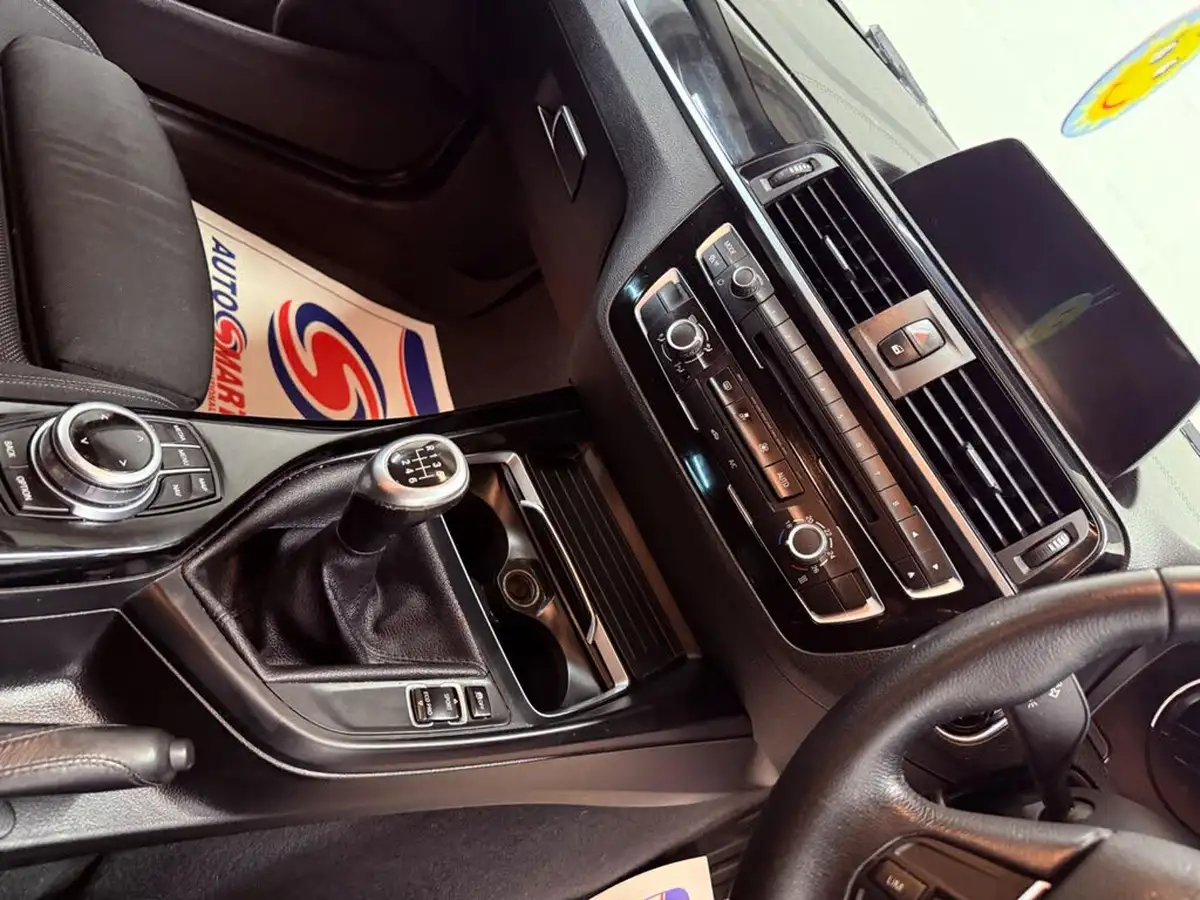 2018-bmw-1-series-15-118i-se-5d-big-14