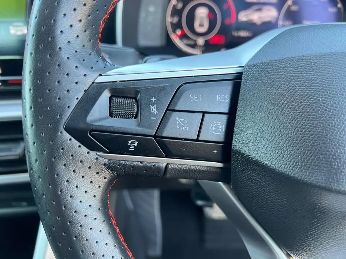2023-seat-leon-10-etsi-evo-fr-sport-estate-big-25