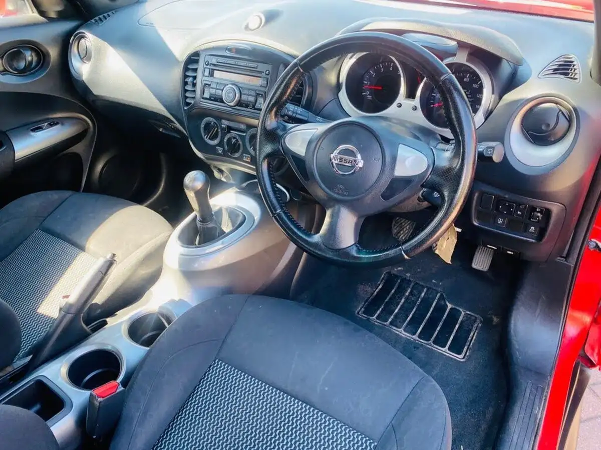 2016-nissan-juke-16-visia-big-10