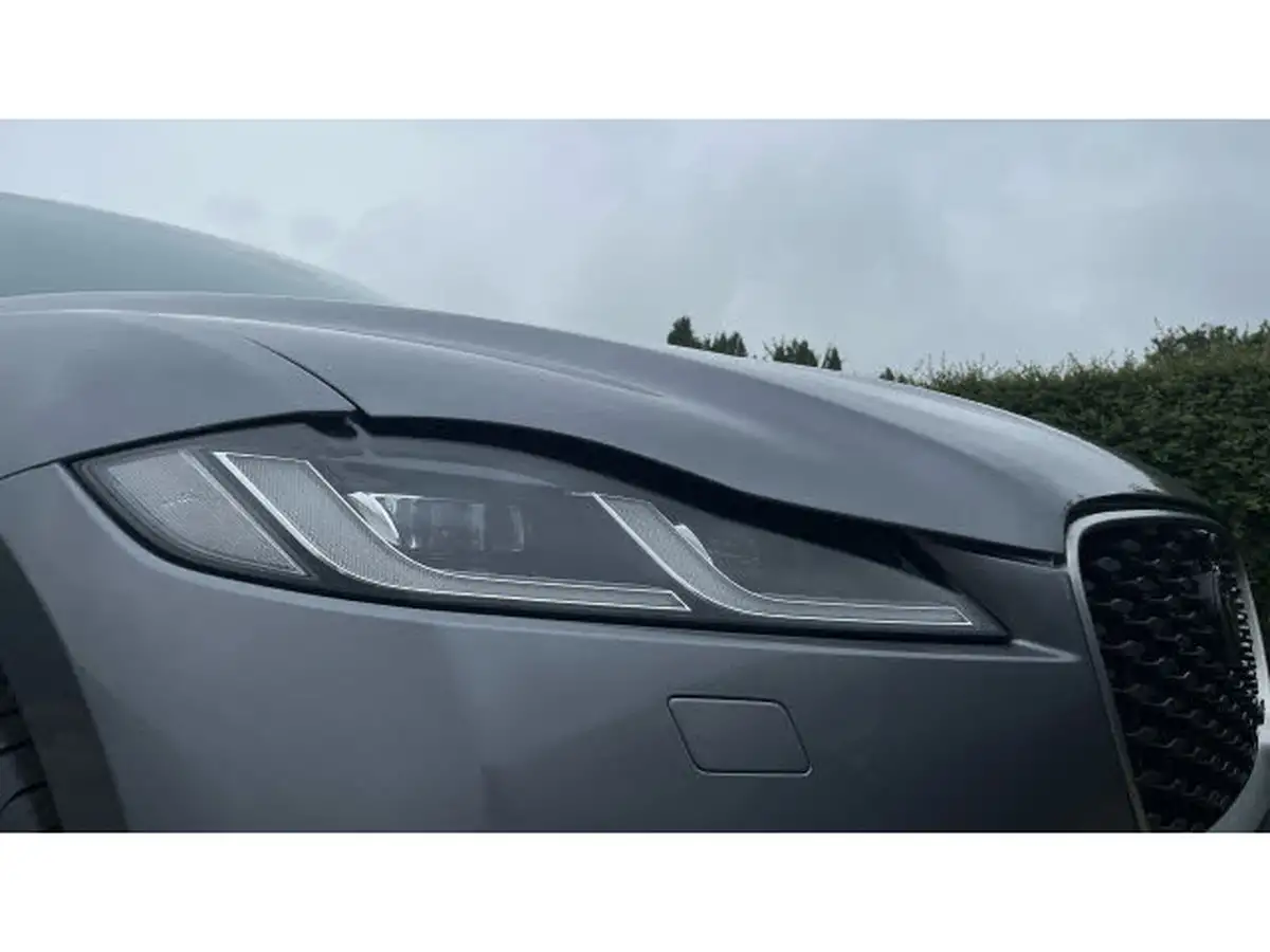 2021-jaguar-f-pace-20-d200-r-dynamic-s-mhev-big-16