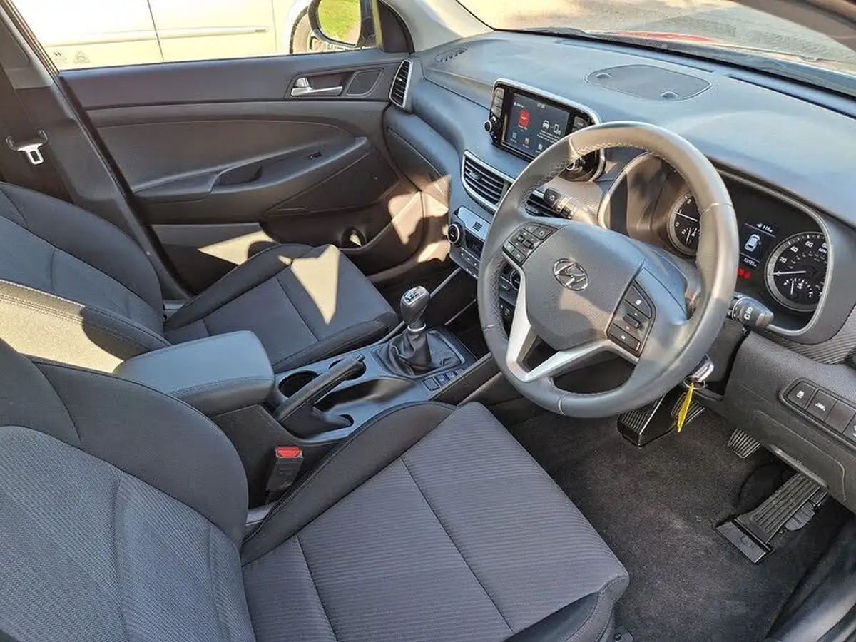 2019-hyundai-tucson-16-gdi-s-connect-big-7