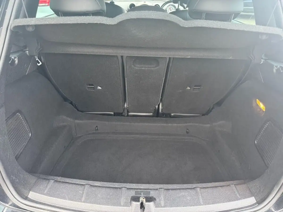 2011-mini-countryman-16-cooper-s-190bhp-all4-big-8