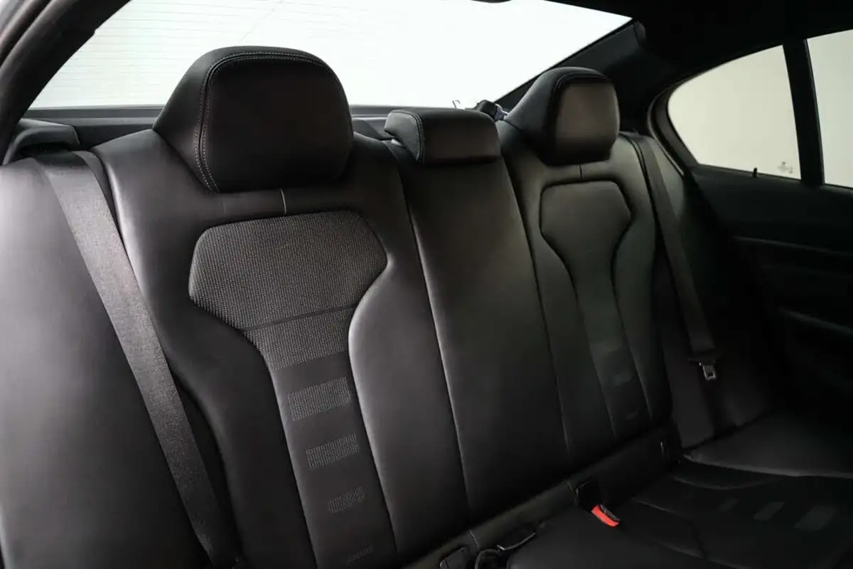 2018-bmw-3-series-30-m3-competition-package-m-dct-big-23