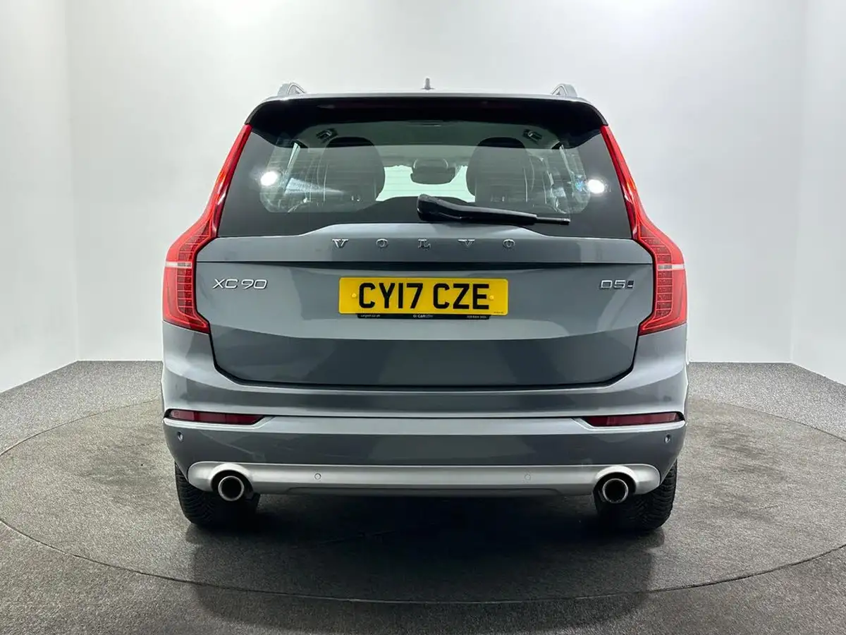2017-volvo-xc90-20td-d5-momentum-awd-auto-big-6