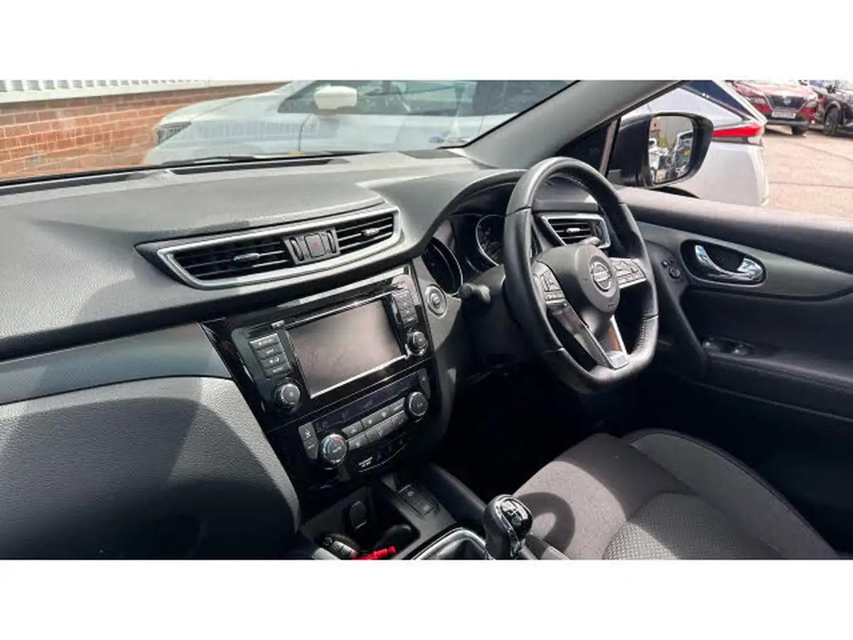 2019-nissan-qashqai-13-dig-t-n-connecta-140ps-big-8