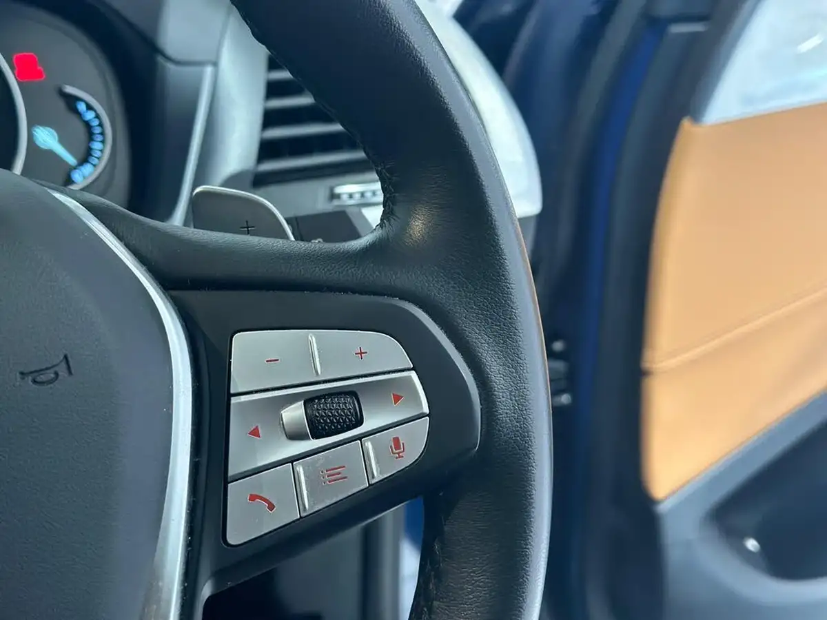 2021-bmw-x3-20-xdrive-30e-xline-big-32