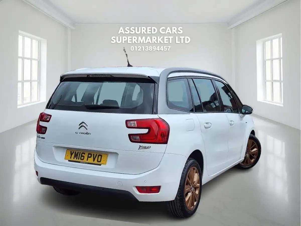 2016-citroen-grand-c4-picasso-16bluehdi-exclusive-eat6-big-3