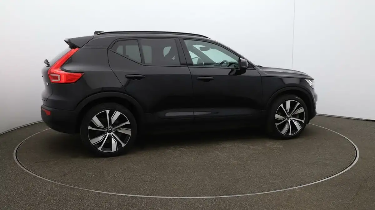 2021-volvo-c40-e-twin-recharge-pro-big-52