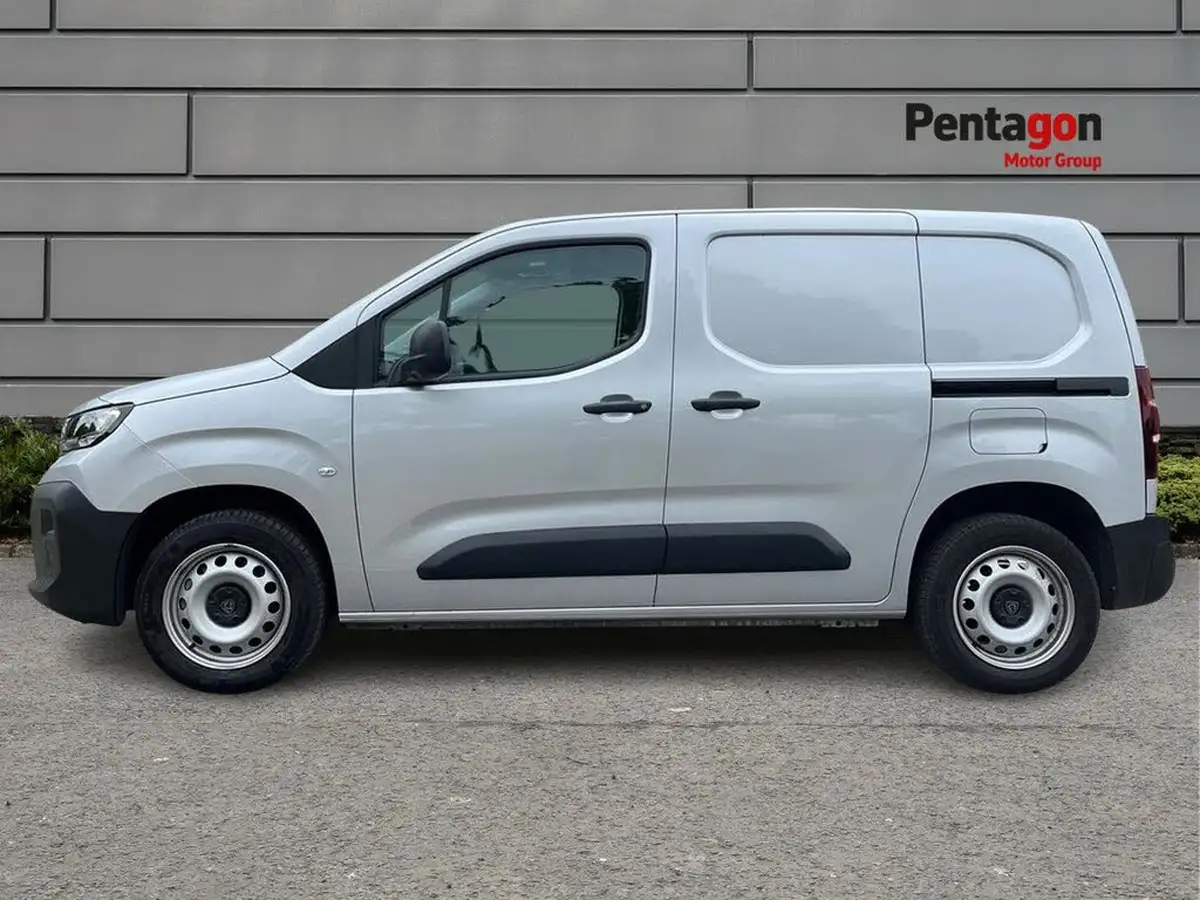 2024-peugeot-partner-15-bluehdi-professional-100pseu6d-big-13