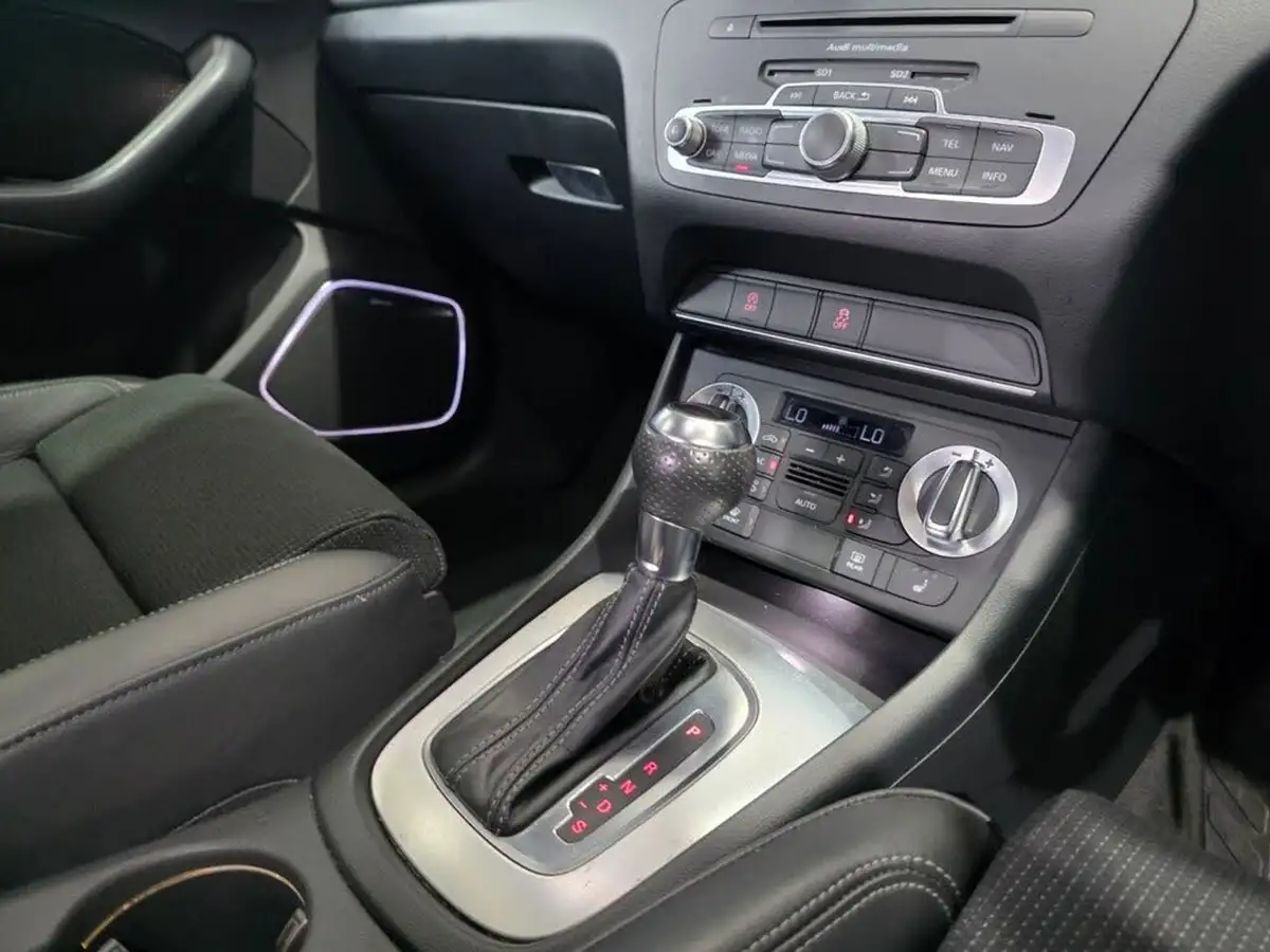 2013-audi-q3-20td-s-line-quattro-177ps-tronic-big-8